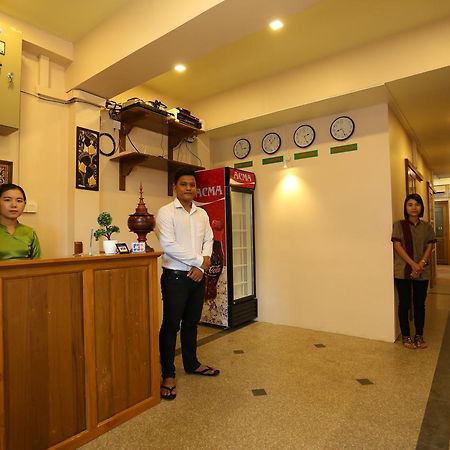 Hostel H Way Yangon Luaran gambar