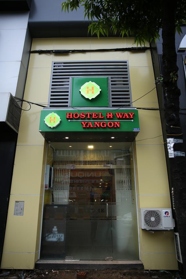 Hostel H Way Yangon Luaran gambar