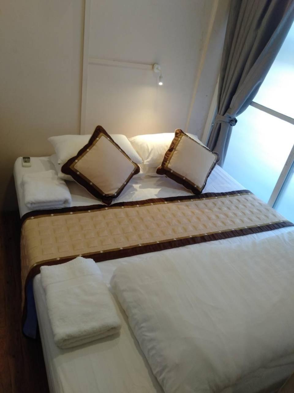 Hostel H Way Yangon Luaran gambar